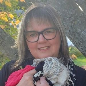 Meet your Posher, Christine